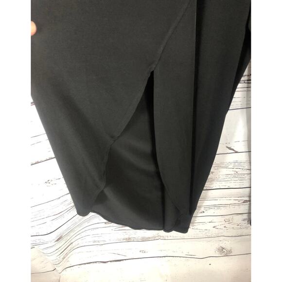 NWT Lane Bryant ruffled off the shoulder jumpsuit in black size 26/28 - Picture 6 of 9